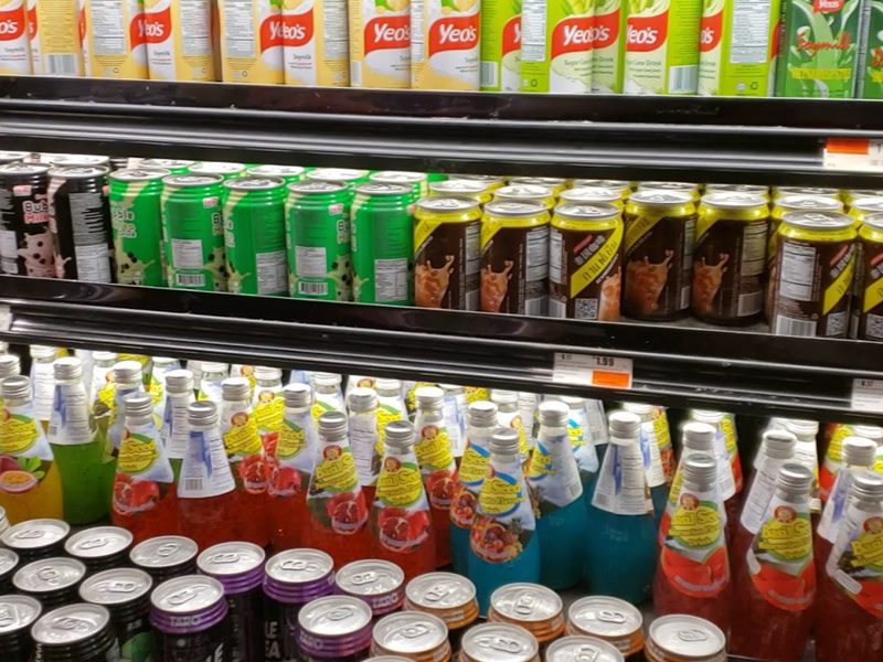 Ha Tien Super Market interior